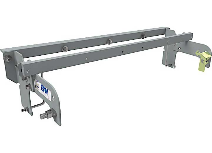 B & W Trailer Hitches GNRM1067