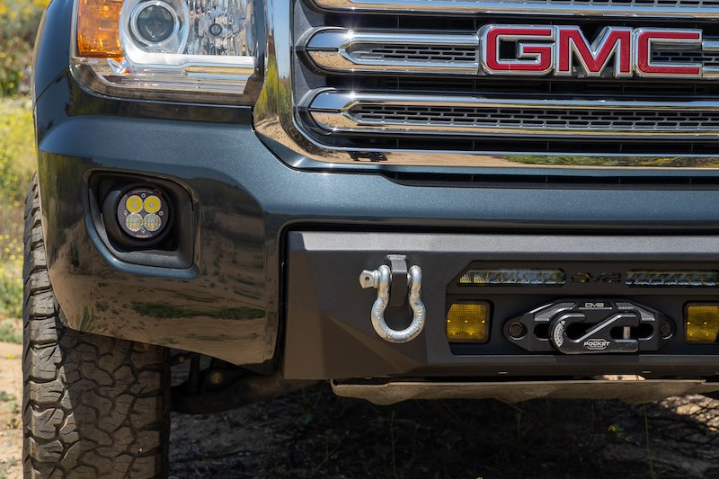 DV8 Offroad 2015-2020 Gmc Canyon | Centric Fron FBGC101