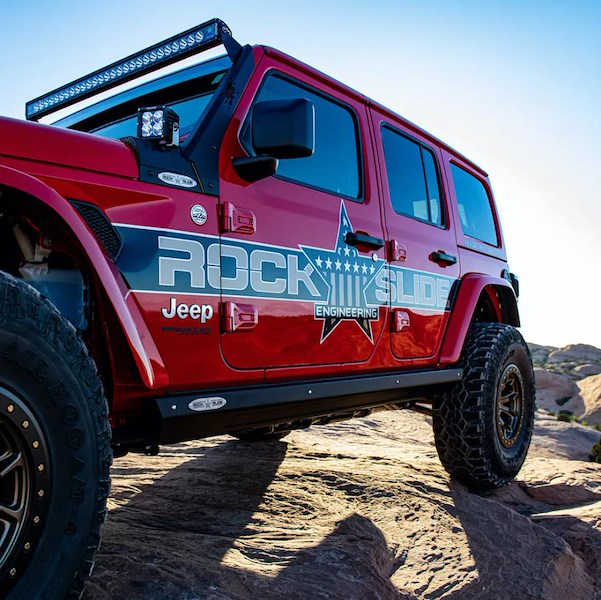 Rock Slide Engineering Jeep Jl Side Step Sliders For 2024 BDSS301JL4