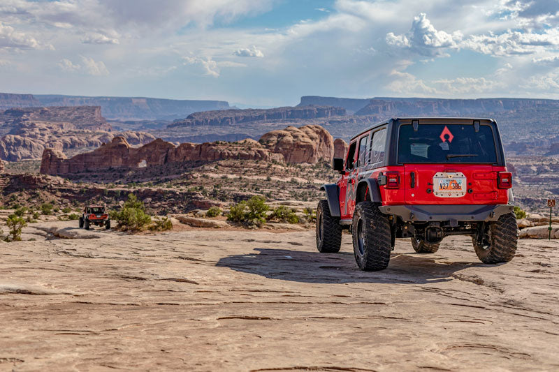 Artec Industries ' Jl Spare Tire Del JL5626