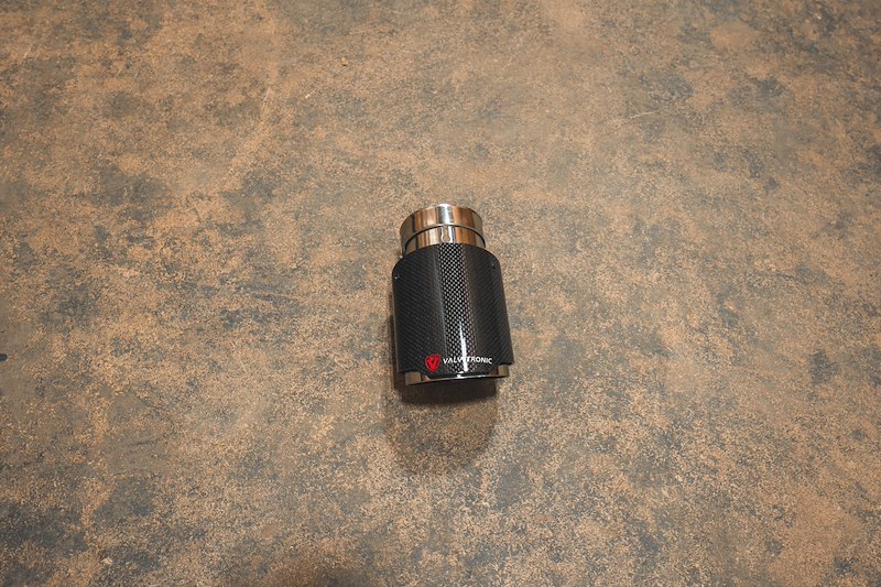 Valvetronic Designs Carbon Fiber Exhaust Tip 2.5-3.5In SLVE2535RC