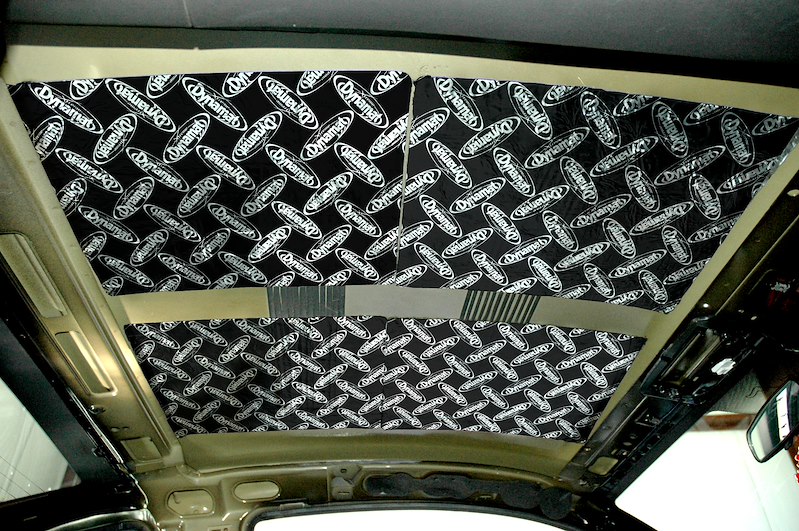 Dynamat 2005-2009 Ford Mustang Roof Kit XFOM5R