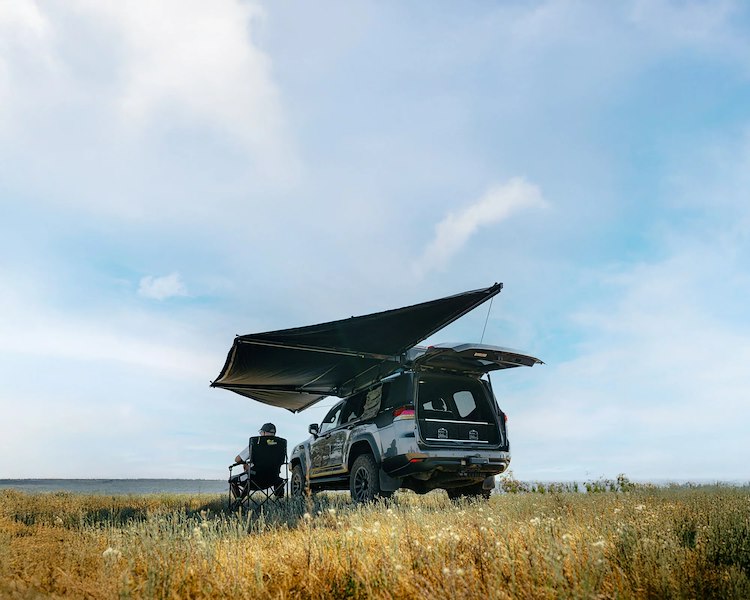 Ironman 4x4 Deltawing 180 Awning (2M Unsuppor WN180023BU
