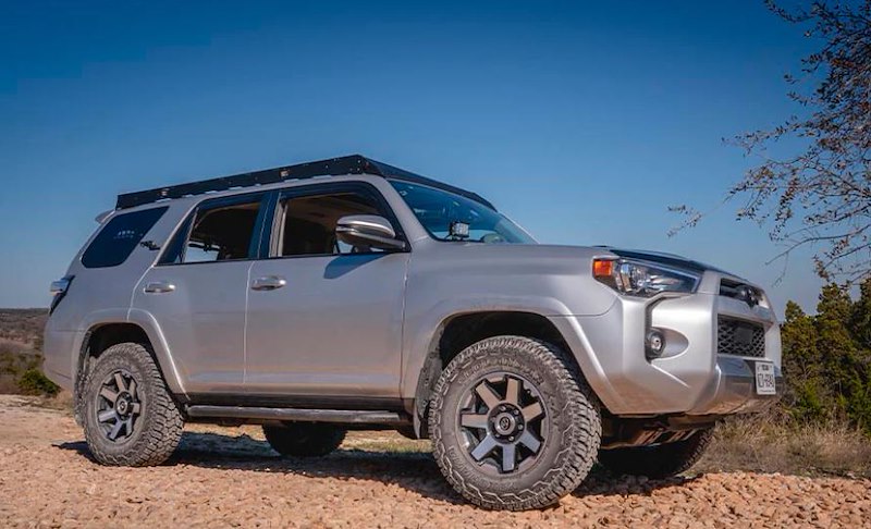 Cali Raised LED 2010-2021 Toyota 4Runner Ditch Moun CR2495