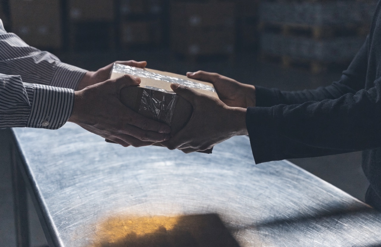 Order handoff at the pickup counter